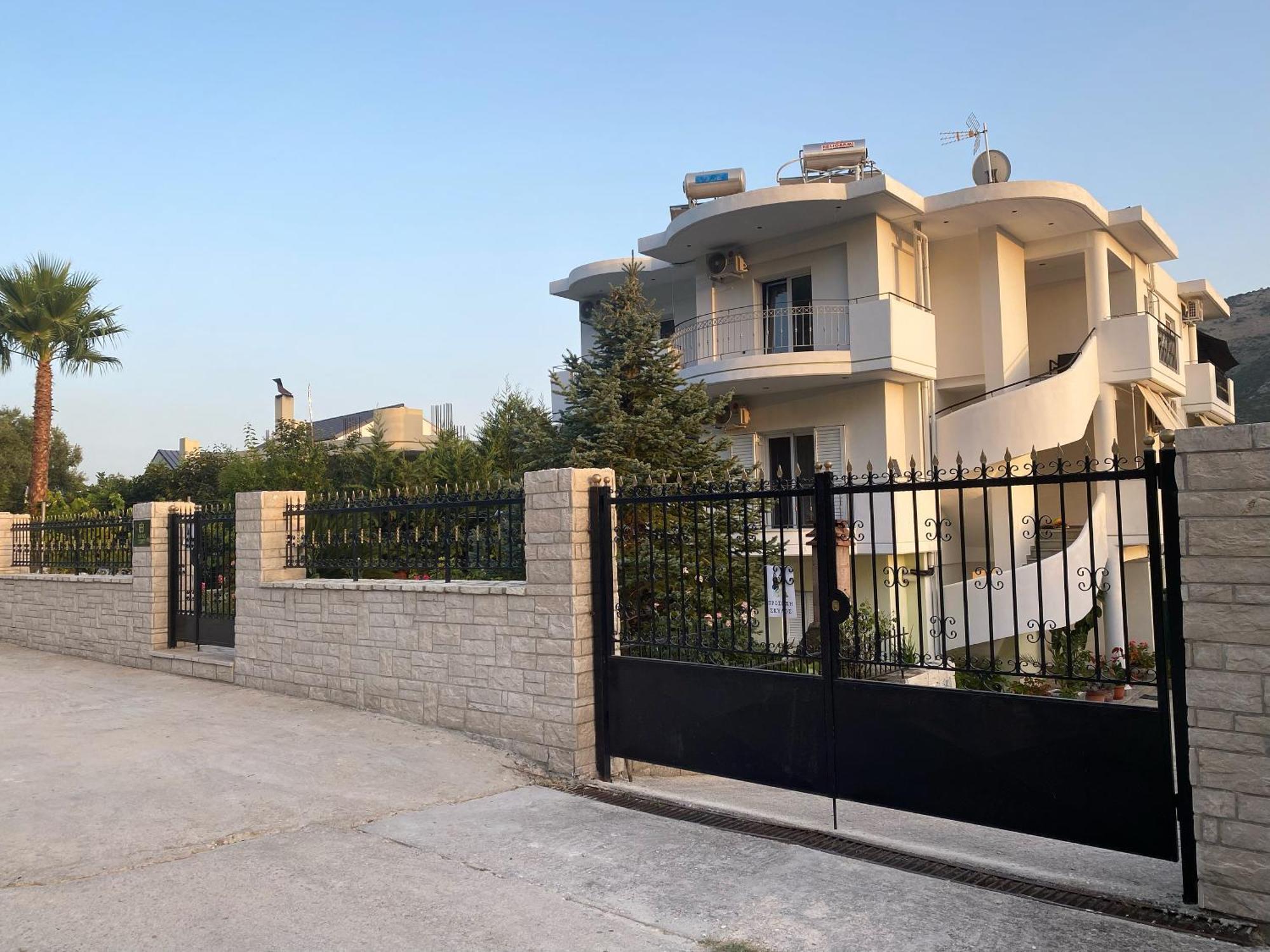 Bafas Apartments Платария Экстерьер фото